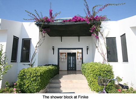 15  The shower block at Finike